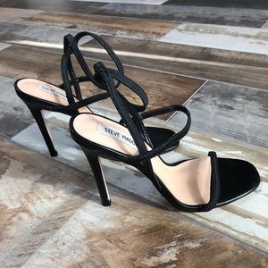 Steve Madden Necture Heels